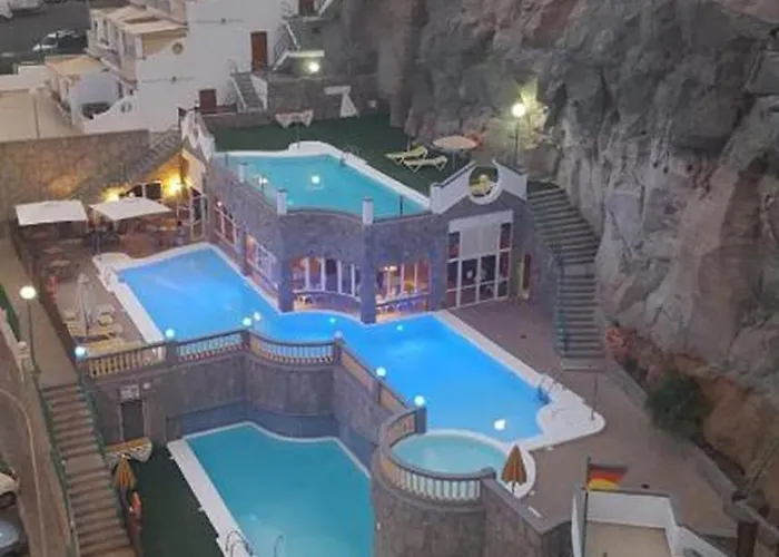 Amazing Seaview 2 Bedroom Apartment